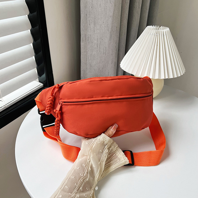 Bolsa de pecho para damas, simple y de gran capacidad, mochila casual japonesa, mochila de hombro para estudiantes, bolsa deportiva ligera.