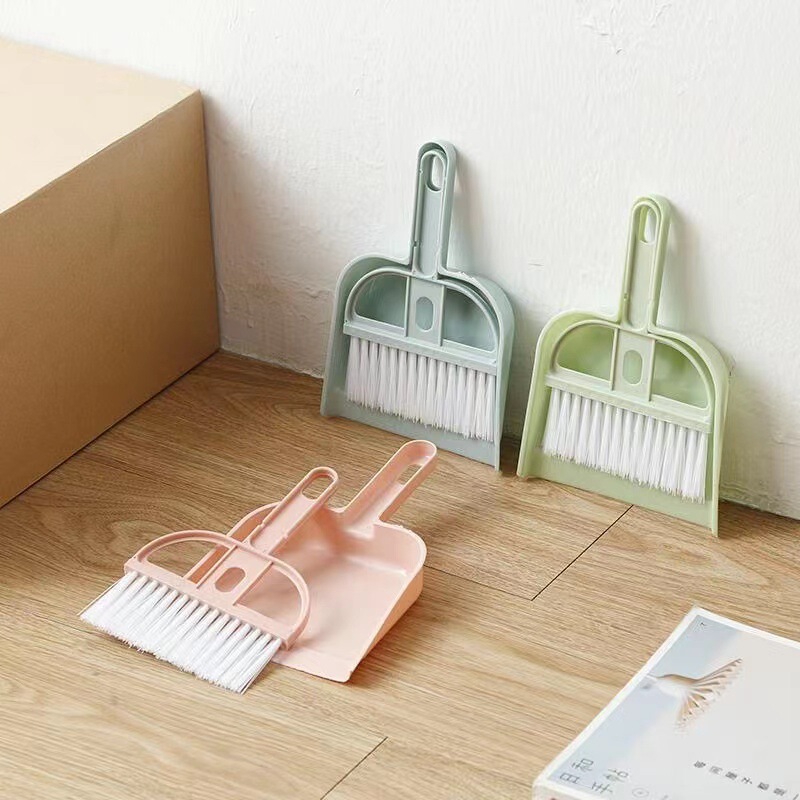Dustpan broom suit desktop mini broom hamster pet cleaning brush household keyboard brush plastic shovel brush set