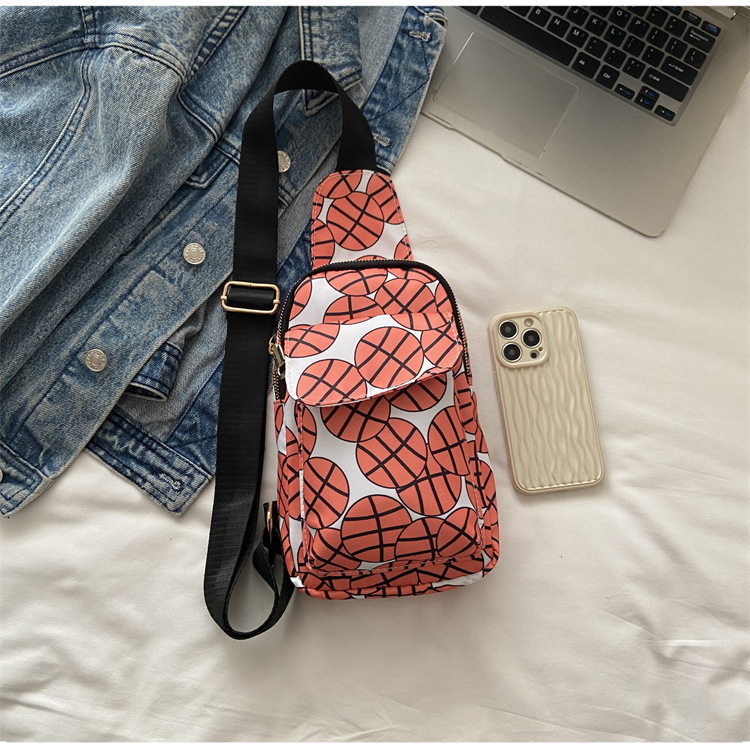 Women's Medium Nylon Ball Streetwear Square Zipper Fanny Pack display picture 39