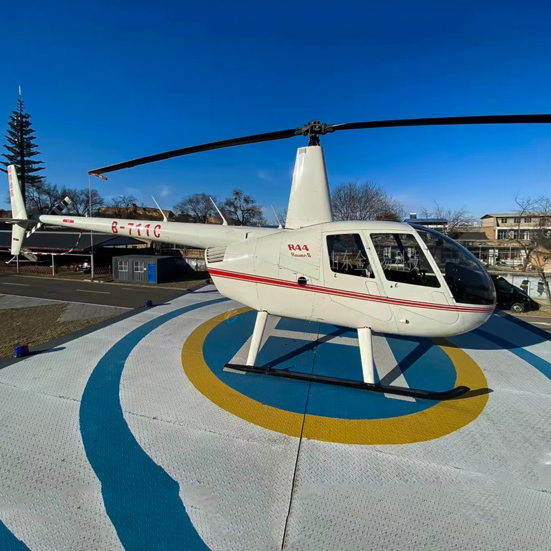 Large helicopter model: Robinson R44 large metal outdoor display prop, simulated helicopter Large helicopter model: Robinson R44 large metal outdoor display prop, simulated helicopter