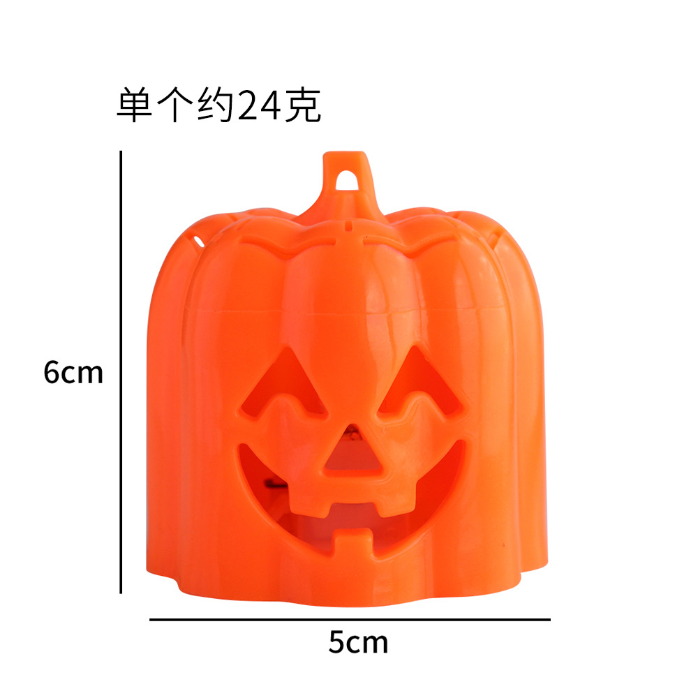 Expresión de cara sonriente de jack-o-lantern de luz cálida