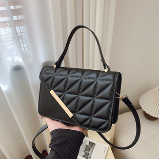 Ůʿ��񽑾��r��С����Ů2024�μ�б����|�н�����������С����