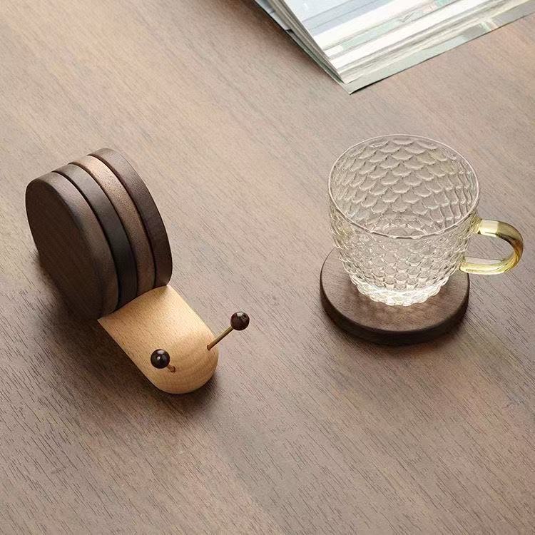 Decorative Snail Wooden Coaster For Heat Insulation And Table Care_voghion.com