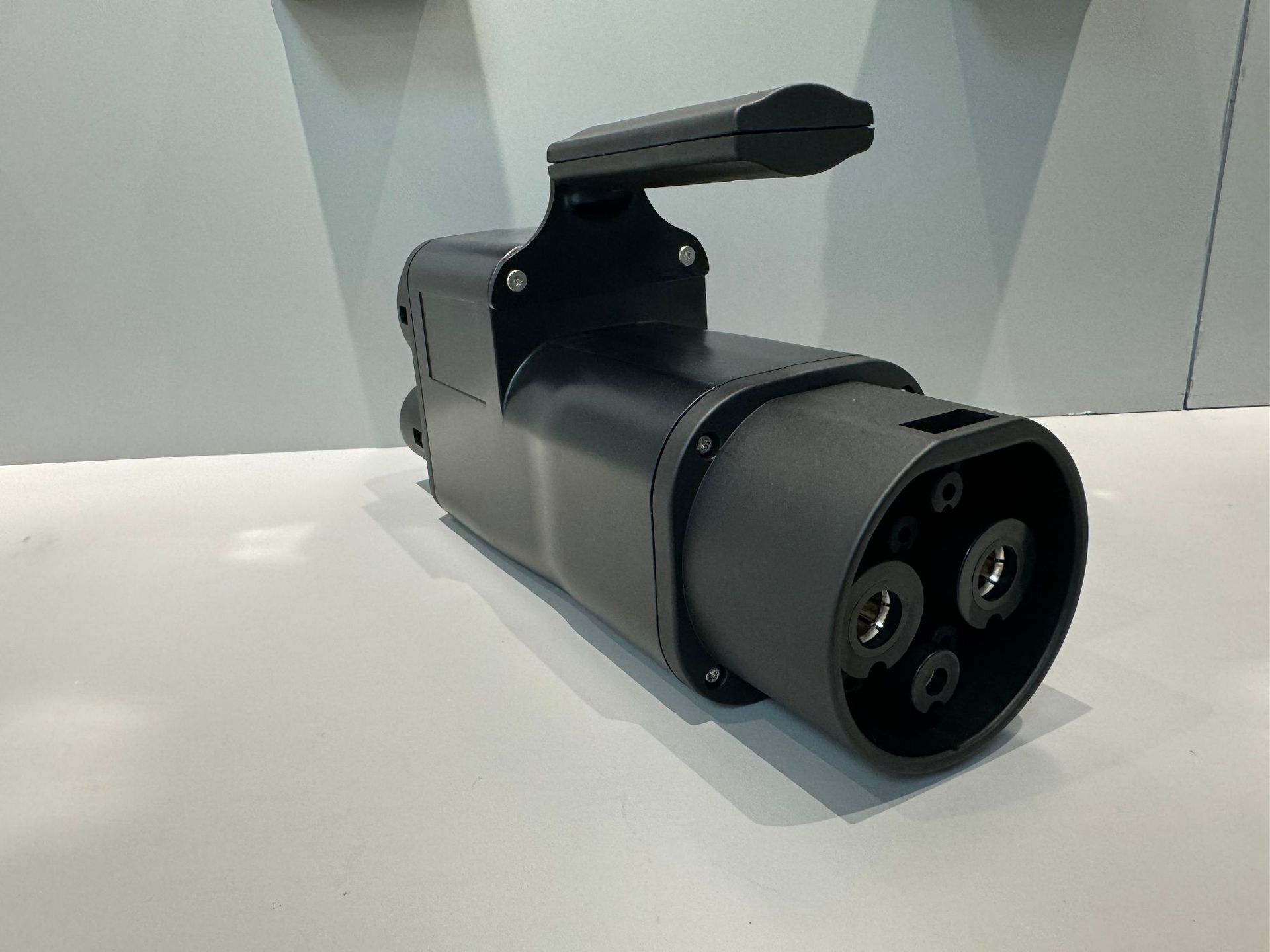 Nto Gb/T to Ccs2 Adapter for Hong Kong Vehicles Traveling North, Dc 300A Fast Charging, National Standard to European Standard Charging Station Adapter
