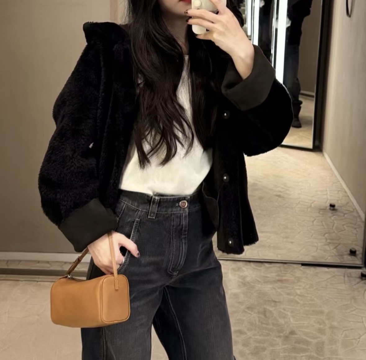 2024韩版小众牛皮包笔筒包90s迷你简约单肩斜挎圆筒包真皮笔袋包 - Thumbnail 9