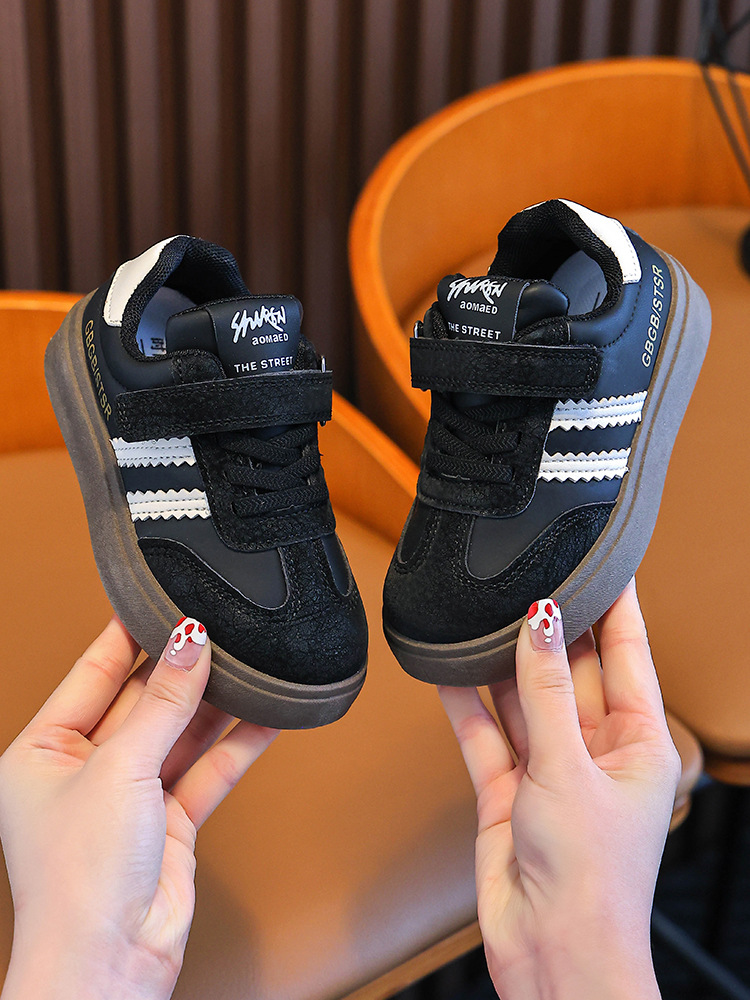 Zapatos para niños, zapatos deportivos de entrenamiento para niños, zapatos de skate de primavera y otoño 2025, nuevos zapatos de cuero casuales para estudiantes de primaria de niñas