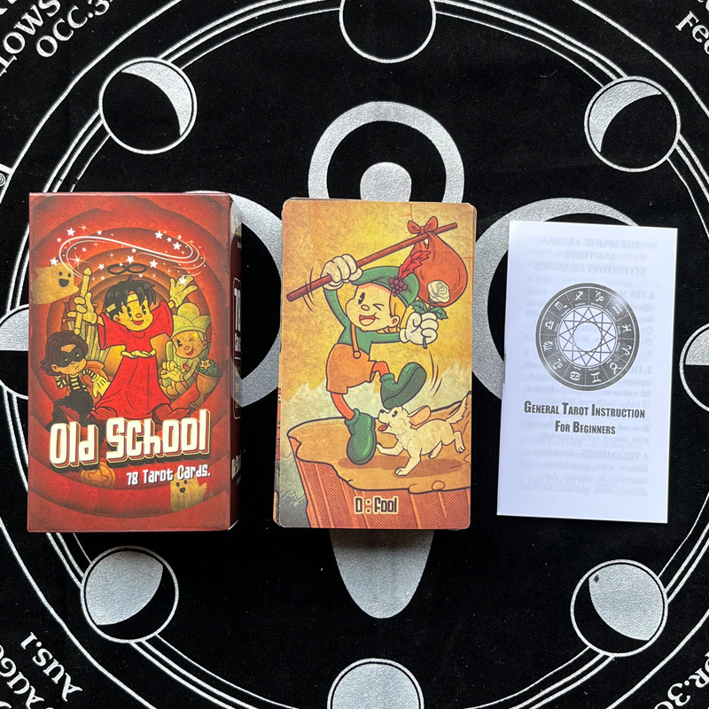 Tarocchi in versione inglese di grandi dimensioni (7*12 cm) con istruzioni cartacee e carte oracolari._voghion.com