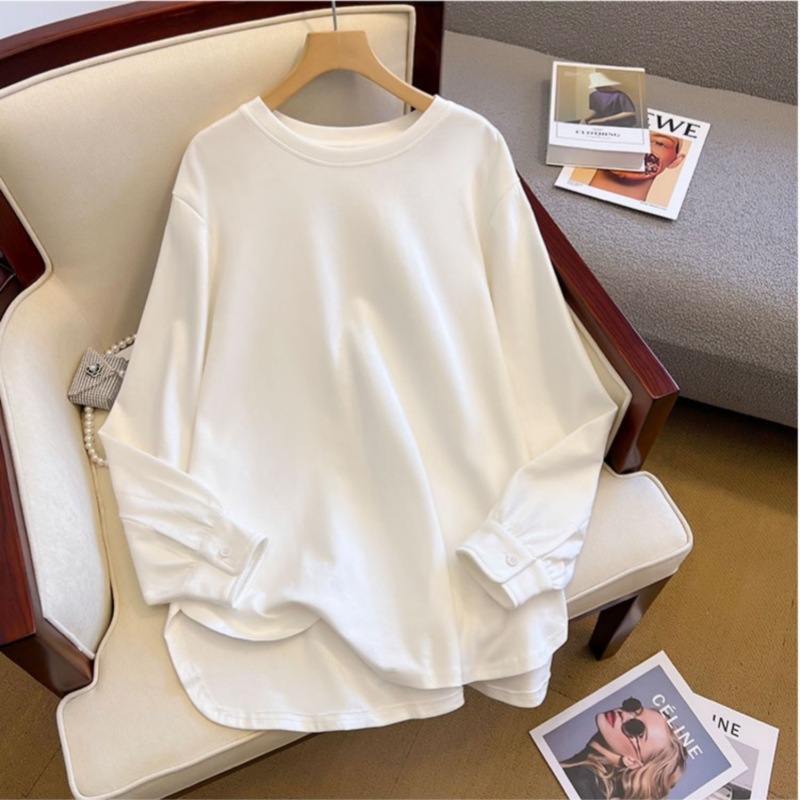 白い中長の長袖tシャツの女性は秋冬にヨーロッパの商品の中にガードルのシャツとサメのズボンの上着を着ます。|undefined