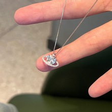 精致韩版小众S925纯银星球爱恋项链镶嵌心形锆石吊坠小巧甜美配饰