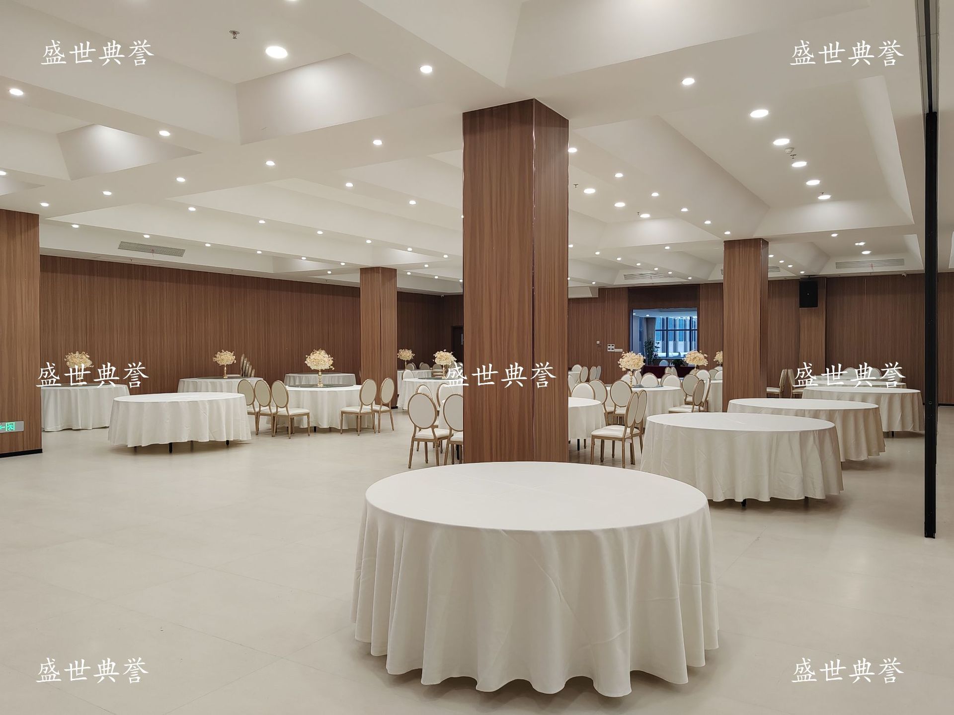 宁波厂家直销餐饮布草酒店宴会厅台布餐厅婚宴纯色桌布家宴圆桌布详情9