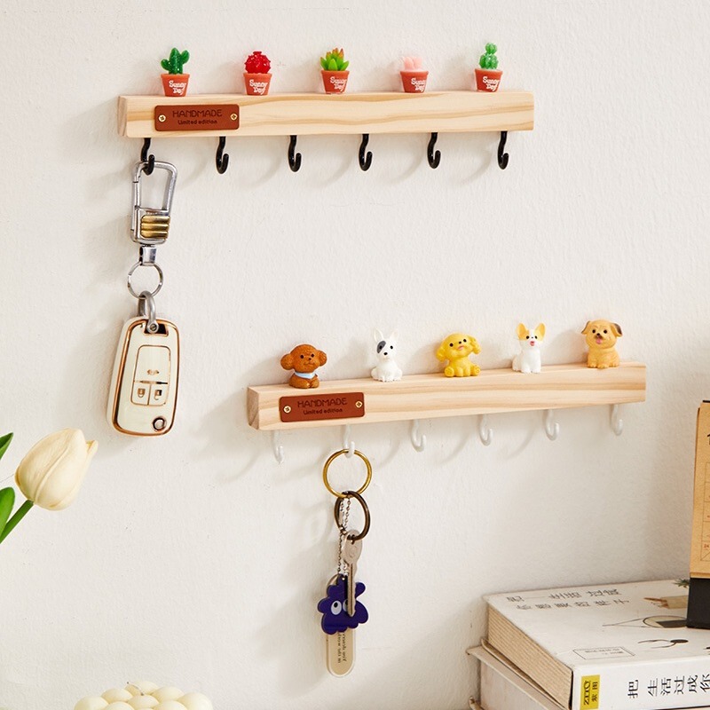 Ins-Style Entryway Wall-Mounted Key Storage Rack, Decorative Wall Hook, Cute Nordic-Style Solid Wood