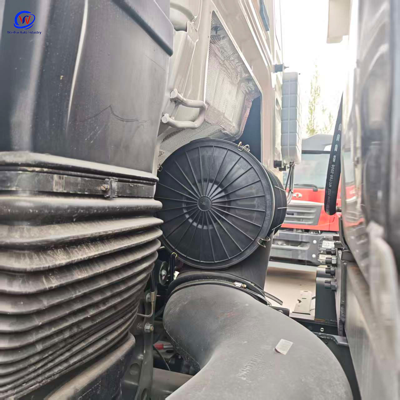 Heavy-duty 6x4 dump truck, engineering dump truck, eight-wheeled dump truck for transporting gravel and soil, sand and gravel transport