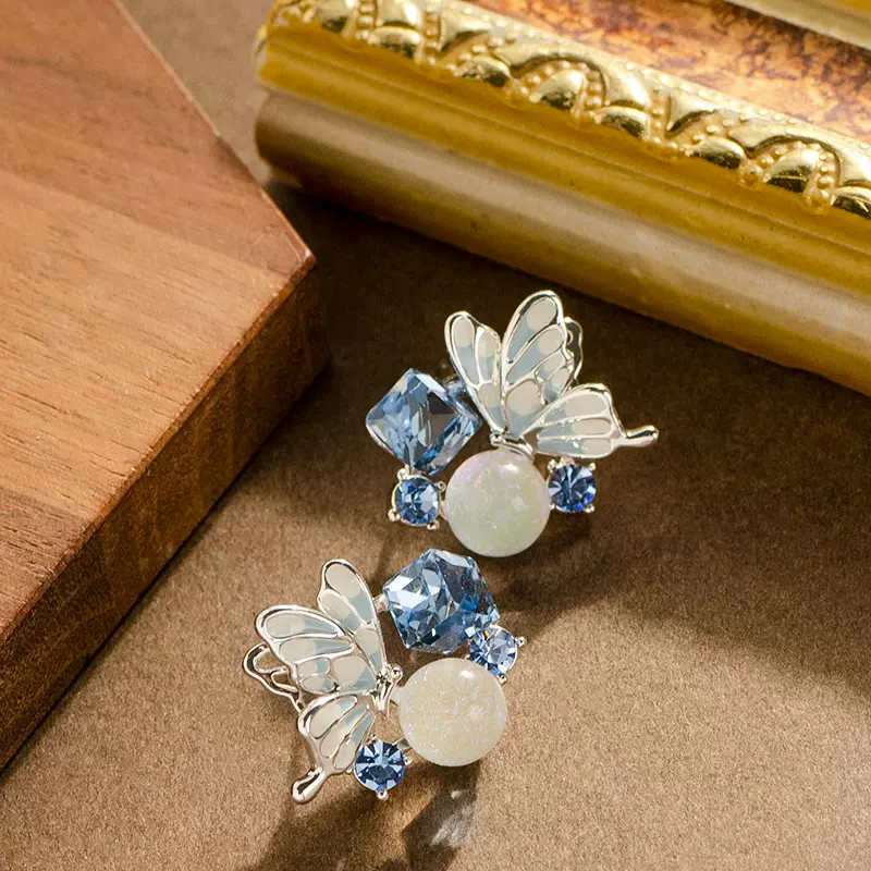 韩版超仙甜美镶水晶滴釉蝴蝶花卉耳钉女高级感轻奢简约小香风耳饰