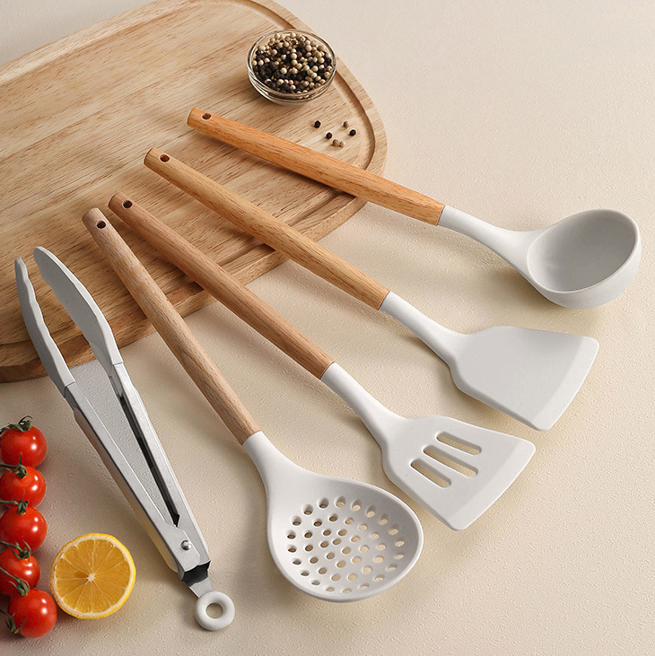 Mango de madera de silicona para utensilios de cocina de grado alimenticio resistente a altas temperaturas de cocina antiadherente de cocina