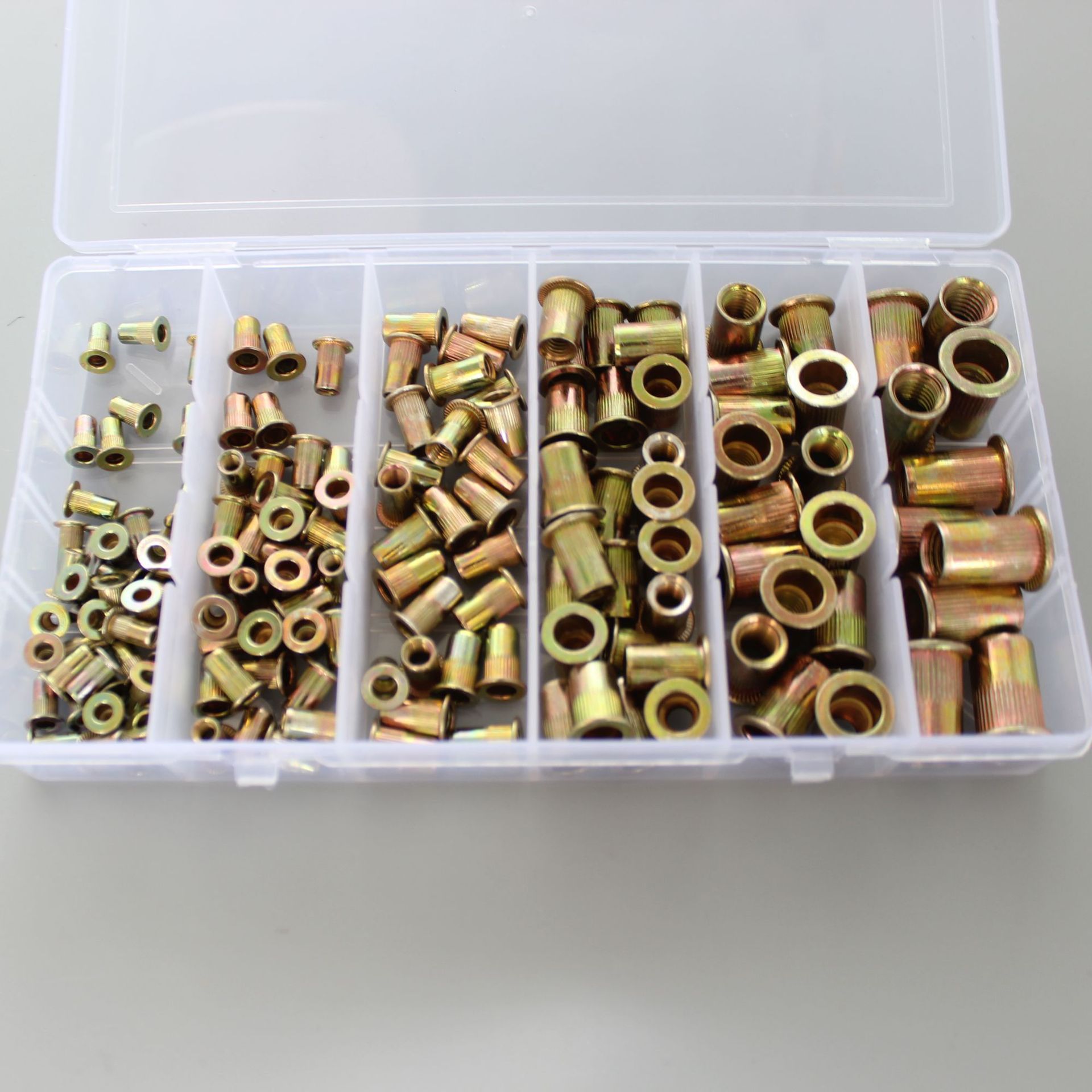 跨境货源 220pcs 盒装 镀彩锌铆螺母套装M3-M10 拉铆竖纹螺母组合