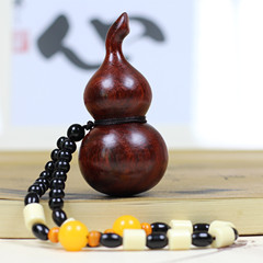 Zitan wood carved small gourd fertility amulet handle pendant, small leaf zitan gourd rearview mirror ornament