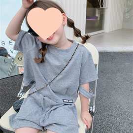 女童韩版夏装洋气套装2024夏季新款中小童时髦上衣短袖裤子两件套