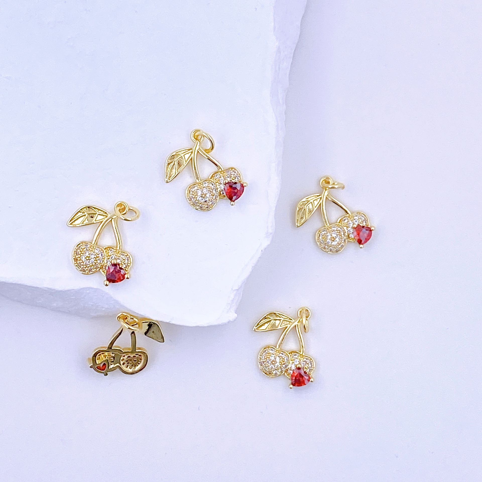 1 Piece Copper Polished Cherry Pendant display picture 2