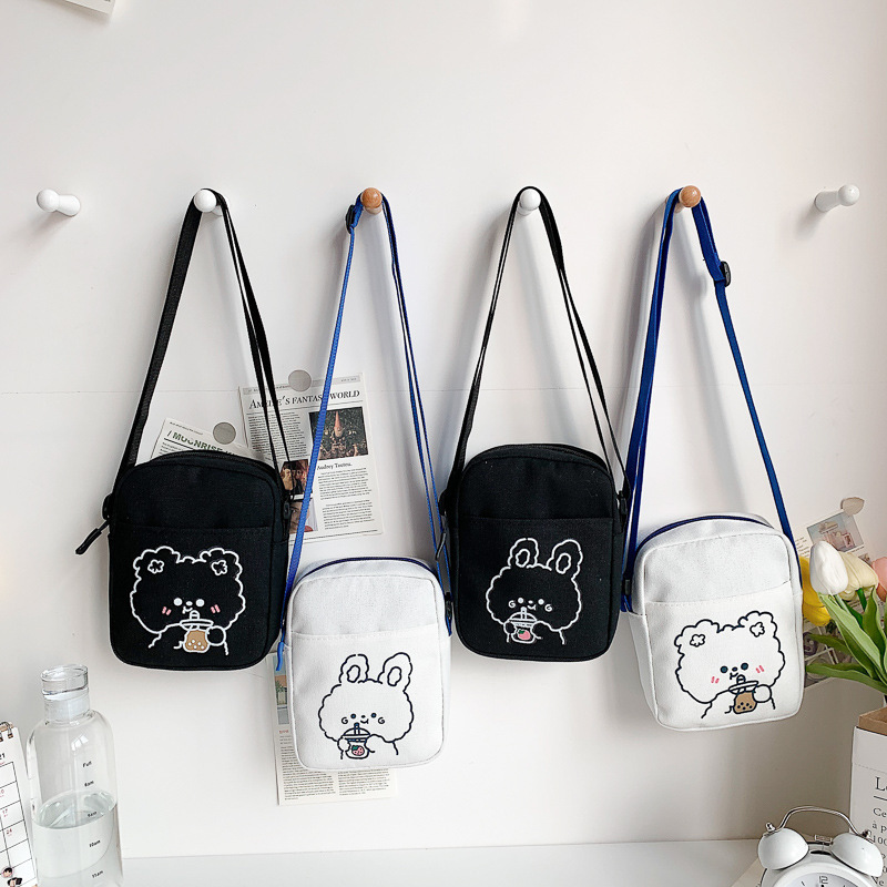 Wholesale Cute Crossbody Small Bag Women's 2022 New Trendy Fresh Style Student Girl's All-match Phone Bag Canvas Bag Wholesale Cute Crossbody Small Bag Women's 2022 New Trendy Fresh Style Student Girl's All-match Phone Bag Canvas Bag
