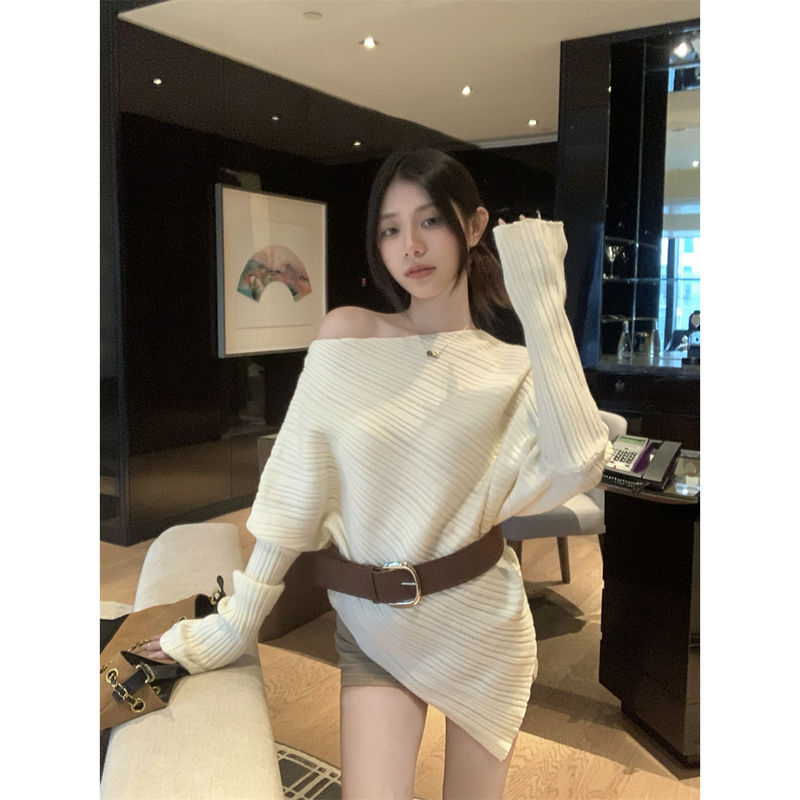 French Retro Sloping Shoulder Bat Sleeve Knitted Blouse for Women Autum New Asymmetrical Hem Sweater Top with Belt