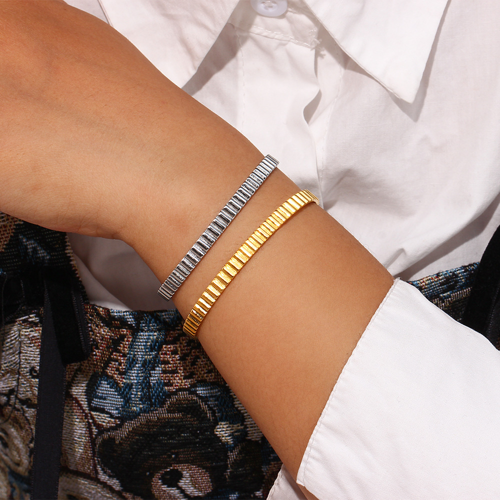 Fashion Solid Color Stainless Steel Bangle Stainless Steel Bracelets