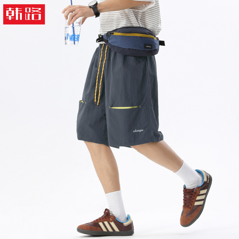 Japanese-style trendy embroidered water-repellent sports shorts, summer breathable, color-blocking, drawstring, loose casual knee-length pants Japanese-style trendy embroidered water-repellent sports shorts, summer breathable, color-blocking, drawstring, loose casual knee-length pants