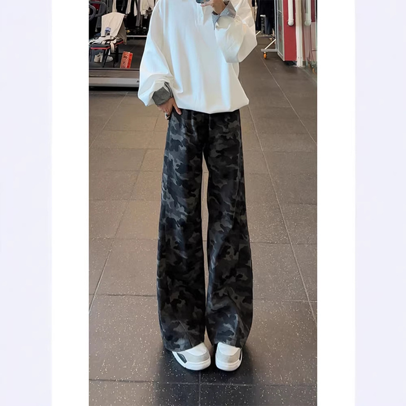 American High Street Camouflage Flared Jeans for Men, 2026 New Trendy Brand, Loose Fit, Versatile, Slimming Casual Pants for Men American High Street Camouflage Flared Jeans for Men, 2026 New Trendy Brand, Loose Fit, Versatile, Slimming Casual Pants for Men