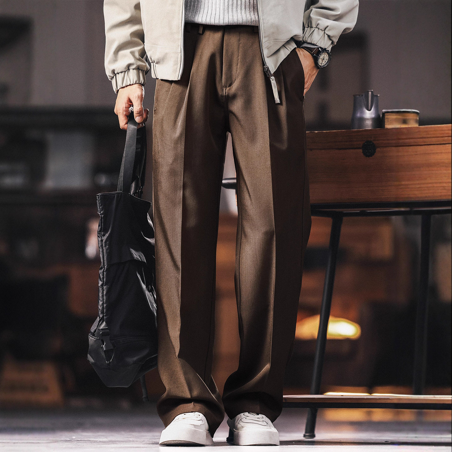 Hot high-end colgante sensación anti-arrugas pantalones rectos para hombres sueltos 2025 otoño pantalones largos casuales de piernas anchas