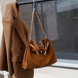 女士单肩包;腋下包;小方包