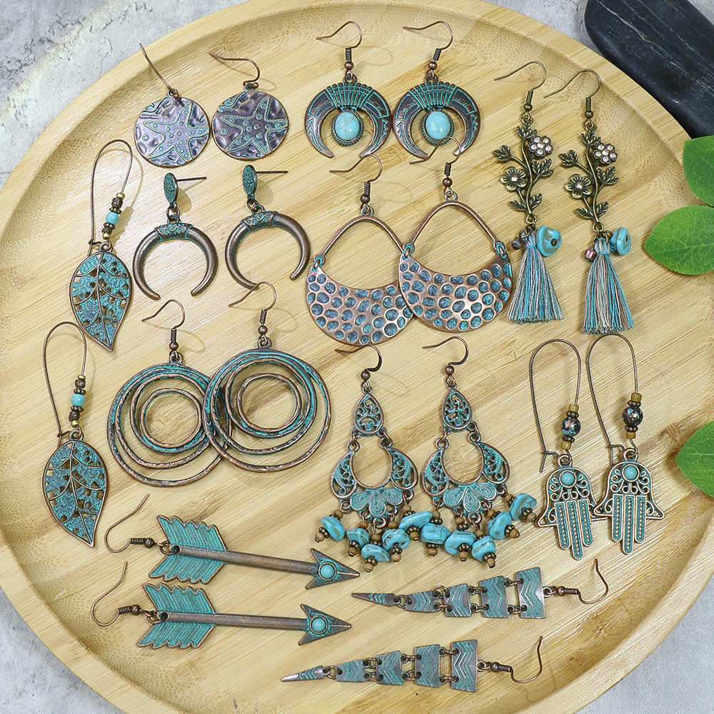 8g Weight 1 Pair Hip-Hop Retro Solid Color Irregular Tassel Plating Alloy Drop Earrings