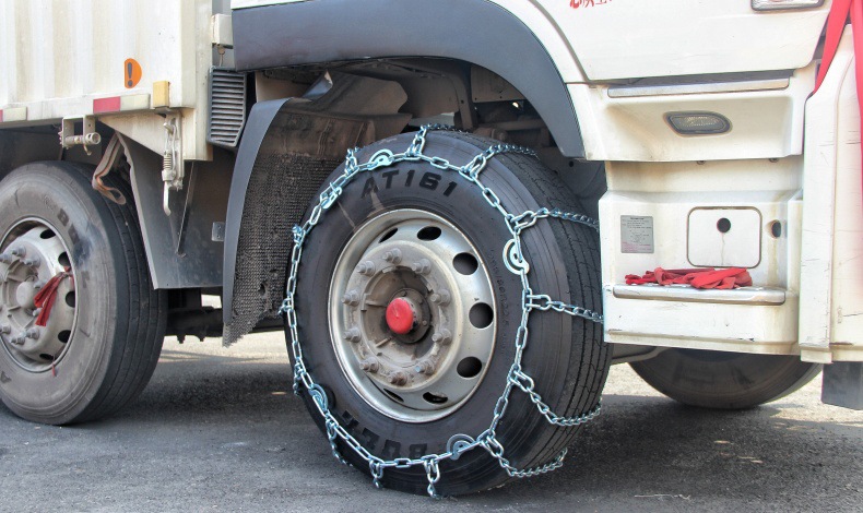 Truck Anti-Skid Chains, Agricultural Vehicle Chains, Tractor Manganese Steel Anti-Skid Chains, Snow Tire Alloy Iron Chains, Thickened and Reinforced