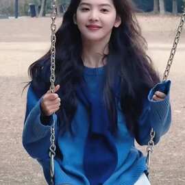 蓝色毛衣女2026春秋季宽松慵懒风披肩连帽针织衫上衣