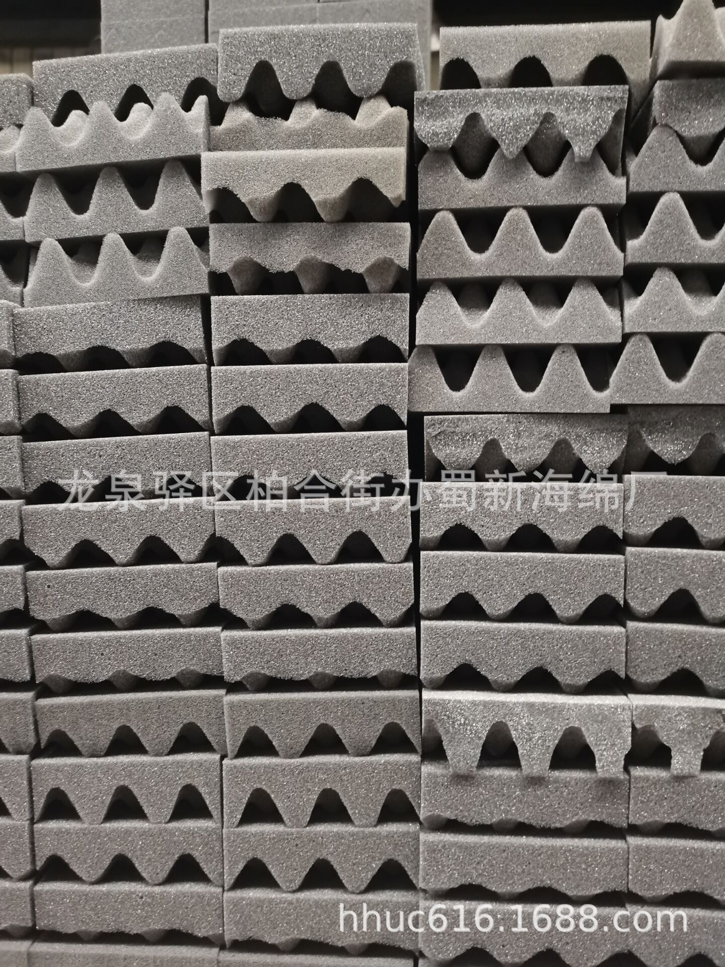 纸箱内衬防撞鸡蛋棉 高密度波纹减震海绵 软质聚氨酯防撞包装海绵