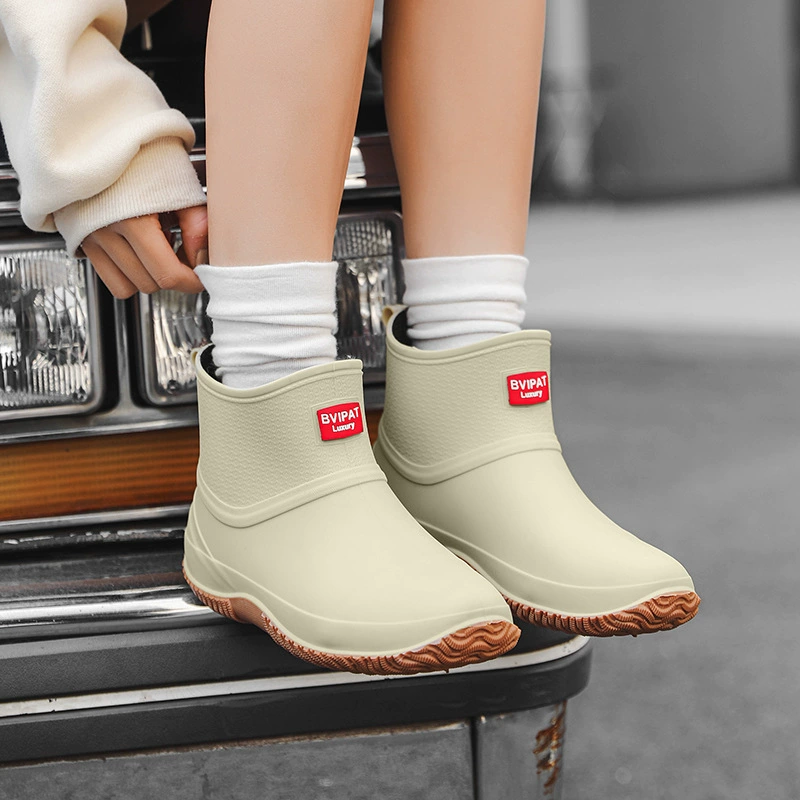 Трансграничная мода дождевая обувь женская наружная дикая короткая водная обувь противоскользящая кухня резиновая обувь удобная водонепроницаемая автомойка обувь женщина