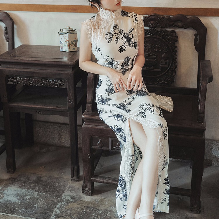 Sleeveless Cheongsam 2022 Summer New Vintage Printed Lace Modified Long Dress Dress New Chinese Style
