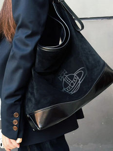 Capacious one-shoulder bag, bag strap, punk style