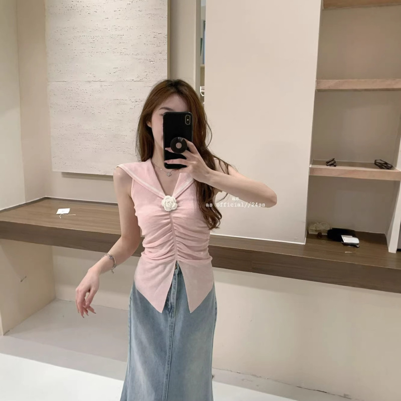 Cchen Chenchen Denim Senior Sister_Navy Collar Pin Flower Waist-Cinching Knitted Top for Women, New Summer Style, Niche Design