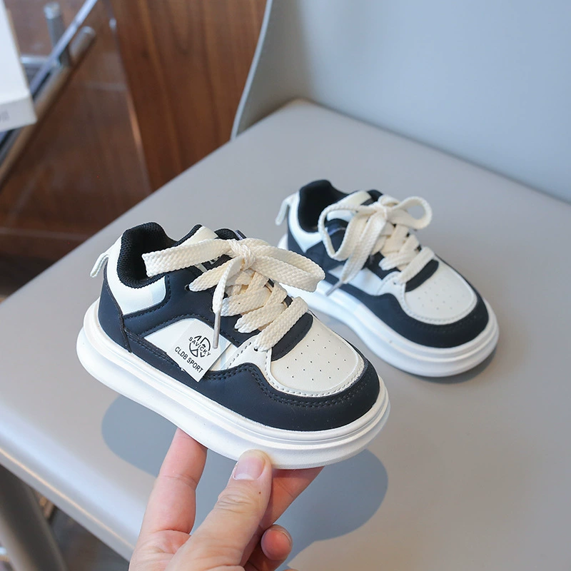 Breathable sports shoes for boys for leisure, children's sneakers for early age