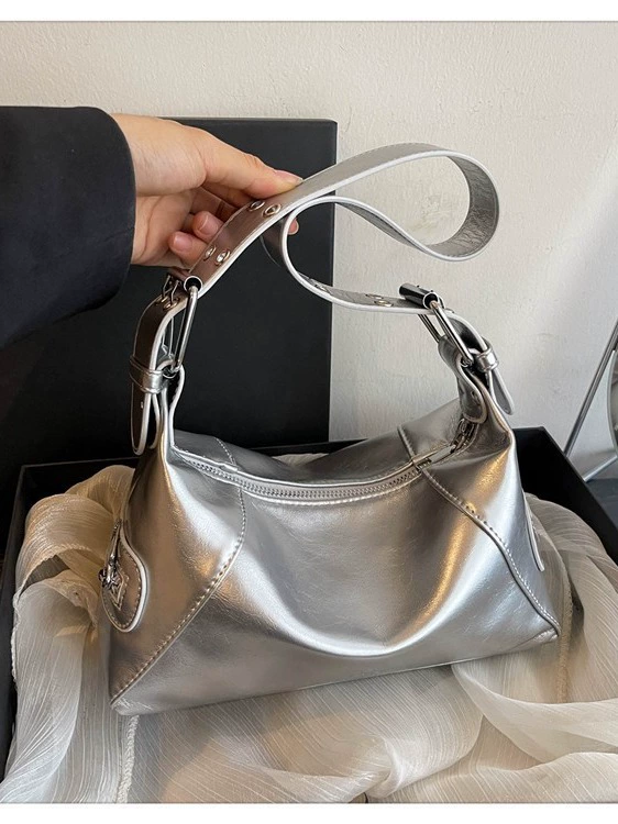 Spacious Shoulder Bag, Pillow Shape, One-Shoulder Design, Compact 24×10×12 cm, 0.23 kg