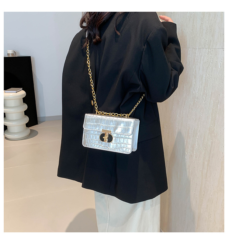 Fashion chain lock handbag 2024 new shiny stone pattern small square versatile and stylish single shoulder crossbody bag_voghion.com