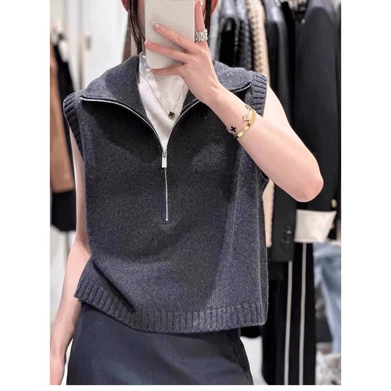 Gray Zipper Turtleneck Vest Sweater 2025 Autum New Women's Design Niche Casual Vest Knitted Vest