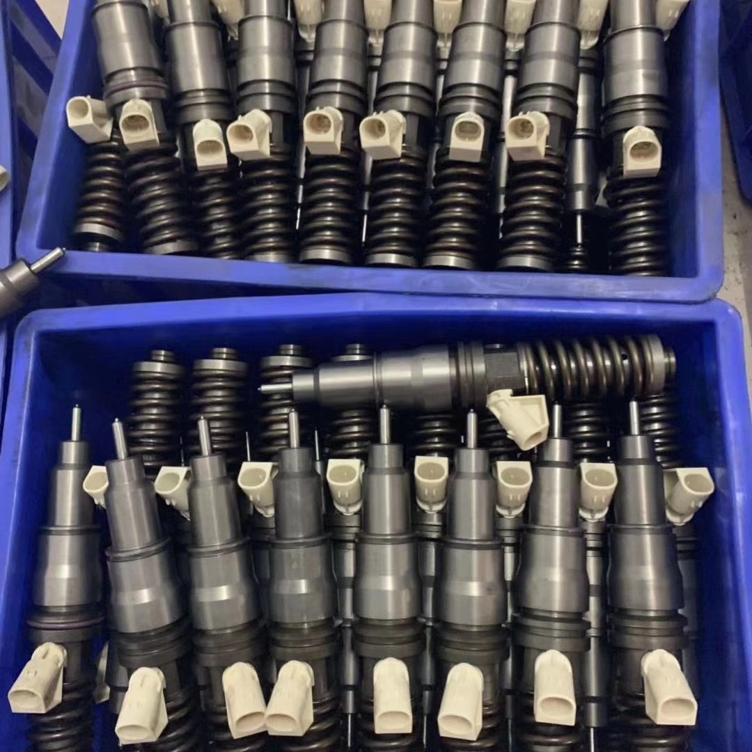 现货供应大宇挖掘机DH300 DH520 80 DH150喷油器 喷油嘴 高压油泵