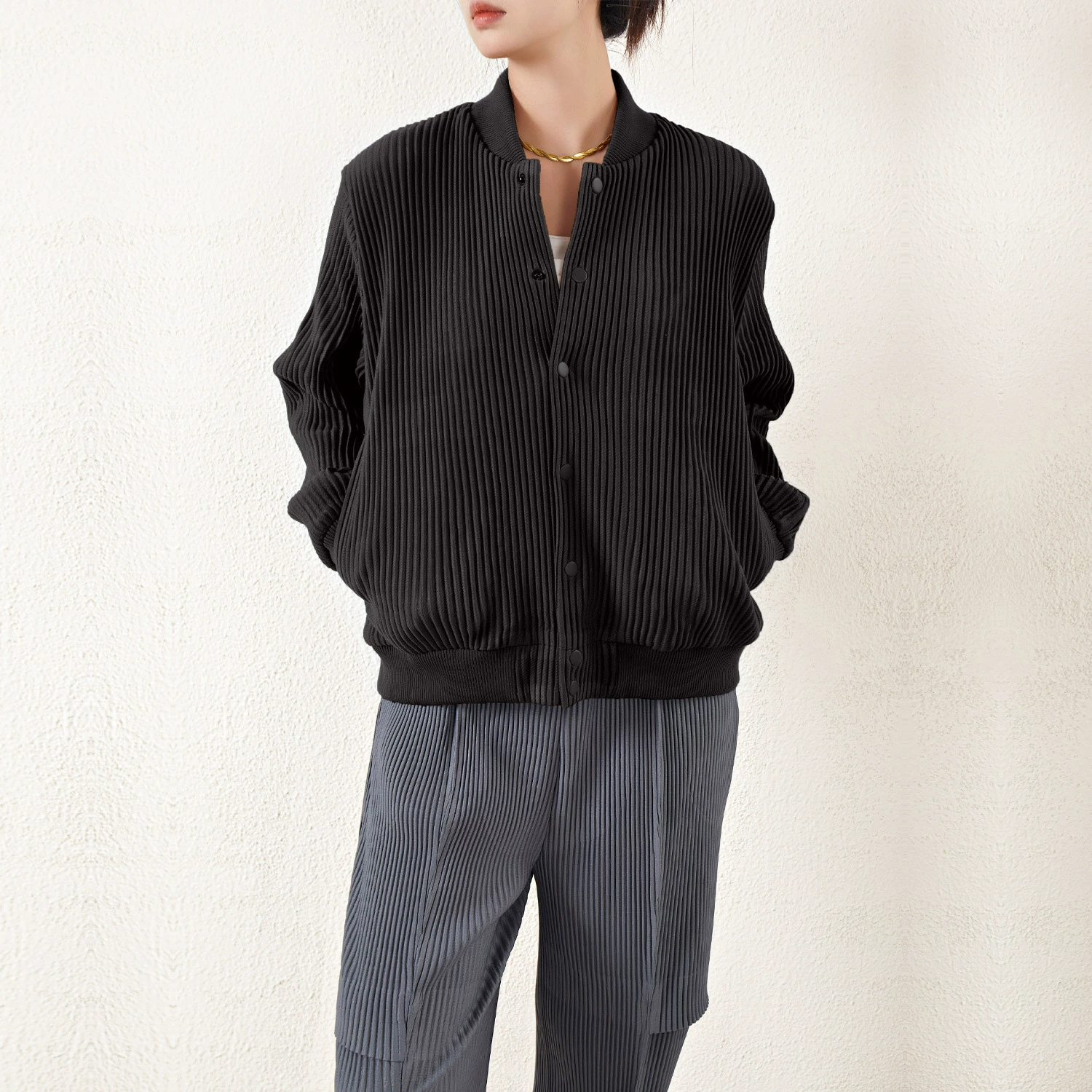 Baseball uniform, short jacket for leisure, loose fit