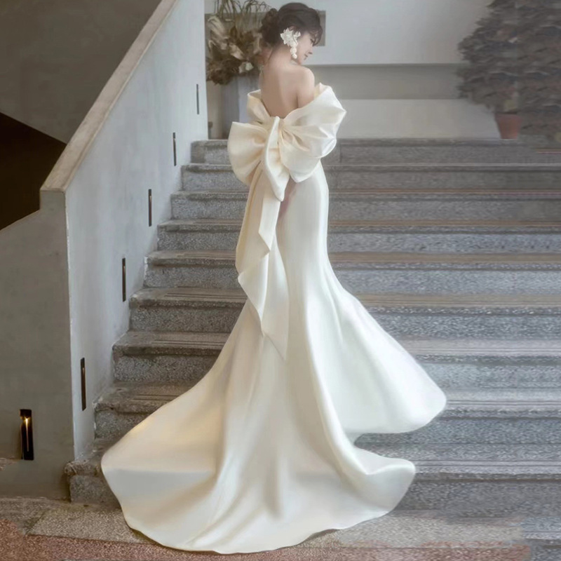 Vestido DE BODA ligero de estilo francés nupcial elegante satén fuera del hombro arco fishtail Mori Bienvenido vestido de viaje image 5
