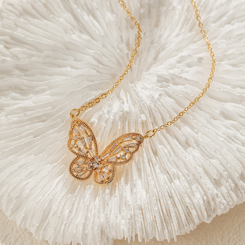 Butterfly Necklace High-end Hollow Design Elegant Clavicle Chain Copper Plated 18K Real Gold Chain O-Shape Fashionable Jewelry