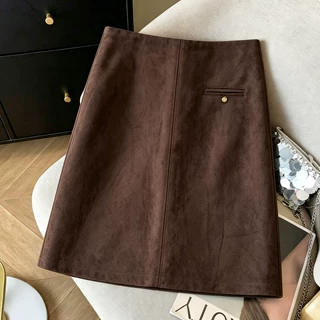 美拉德咖色麂皮绒半身裙女秋季2026新款爆款高腰a字包臀裙直筒裙