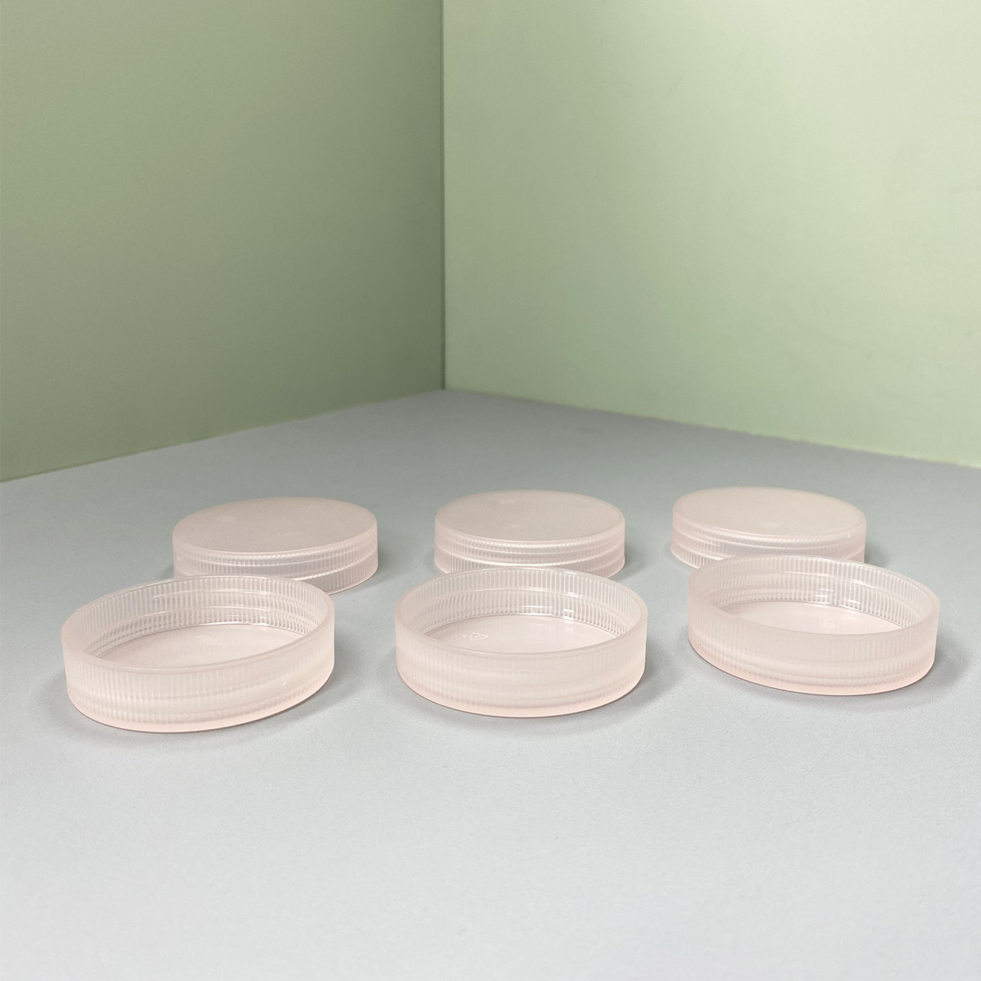 欢迎选定53/56牙精华液瓶旋盖 光身/条纹/磨砂平顶盖大口径广口盖