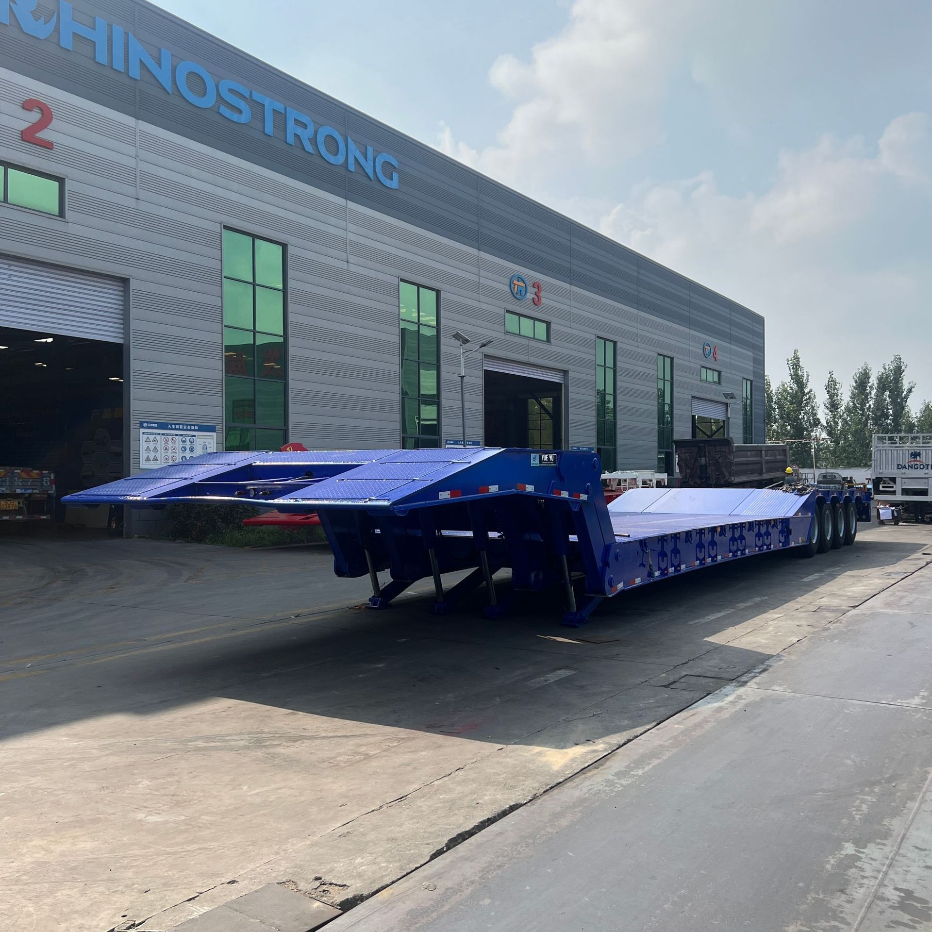 Source Factory Export Wholesale Cross-Border Sales of Large Tow Trailers, Heavy-Duty Folding Goose-Neck Large Item Transport Semi-Trailers