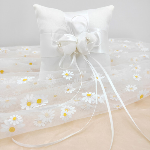 Amazon supply European wedding supplies bud cross bridal ring pillow flower ring pillow wedding ring holder