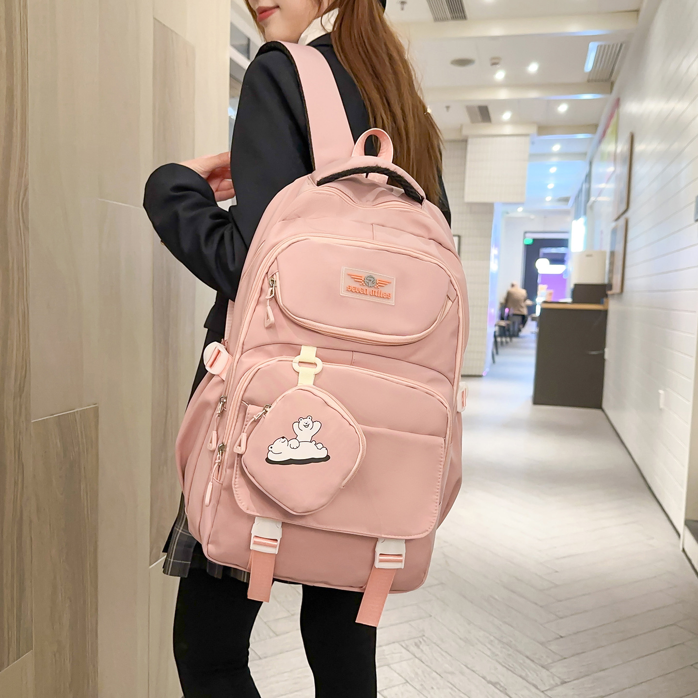 Mochila de gran capacidad nueva hermosa de alto valor facial para estudiantes de secundaria mochila de fábrica al por mayor